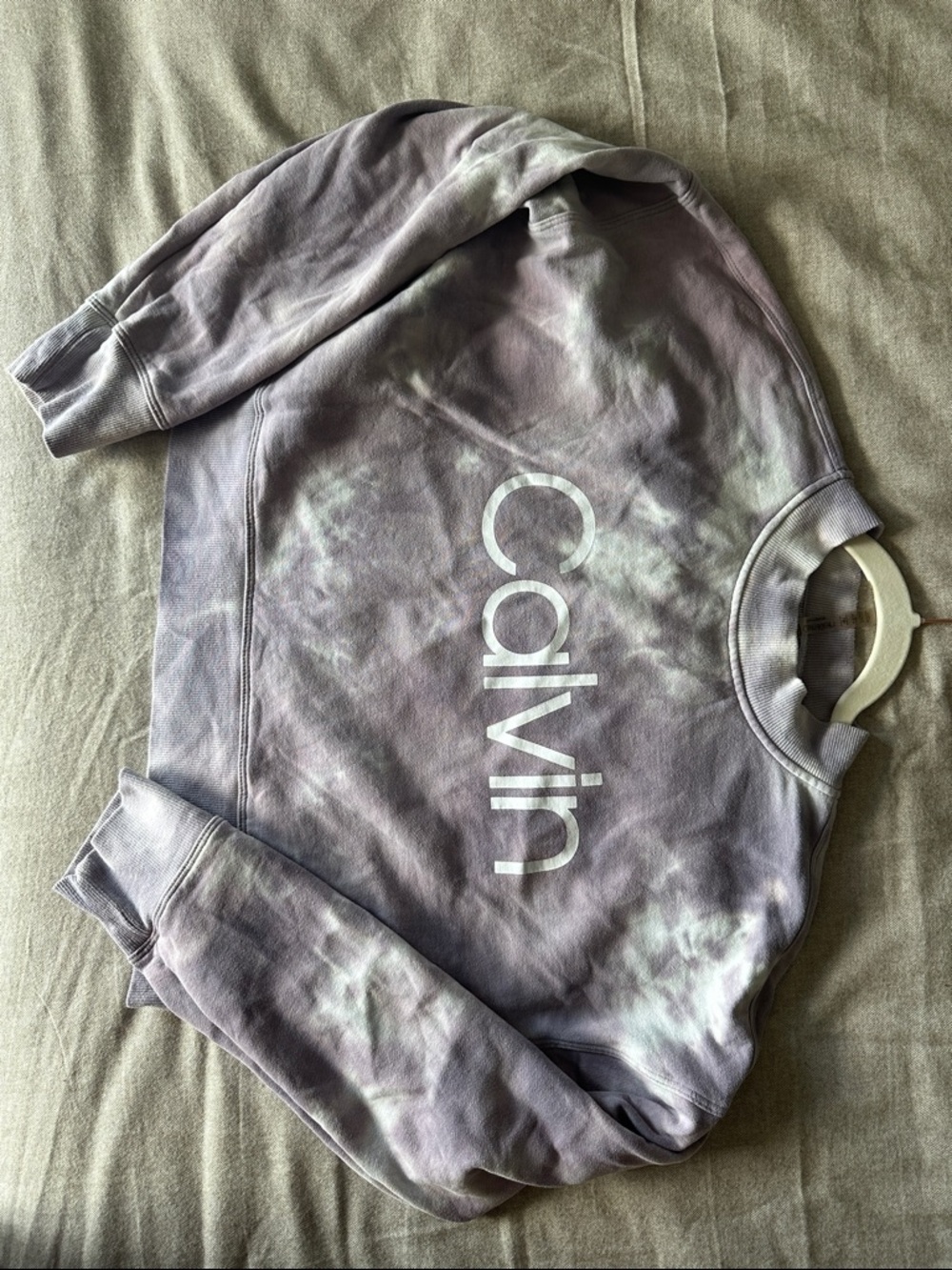 Calvin Klein Boxy Cropped Lavender and Gray Tie-Dye Logo Crewneck Sweatshirt